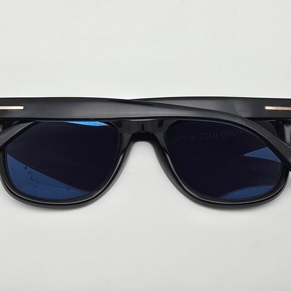 *SOLD* Tom Ford TF336 01V Leo Black Frame Grey Lens Sunglasses w/ Case Italy - Picture 10 of 15